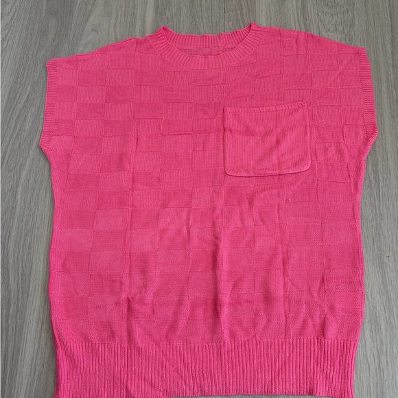 Women's Pink Knit Top - Picture 2 of 4
